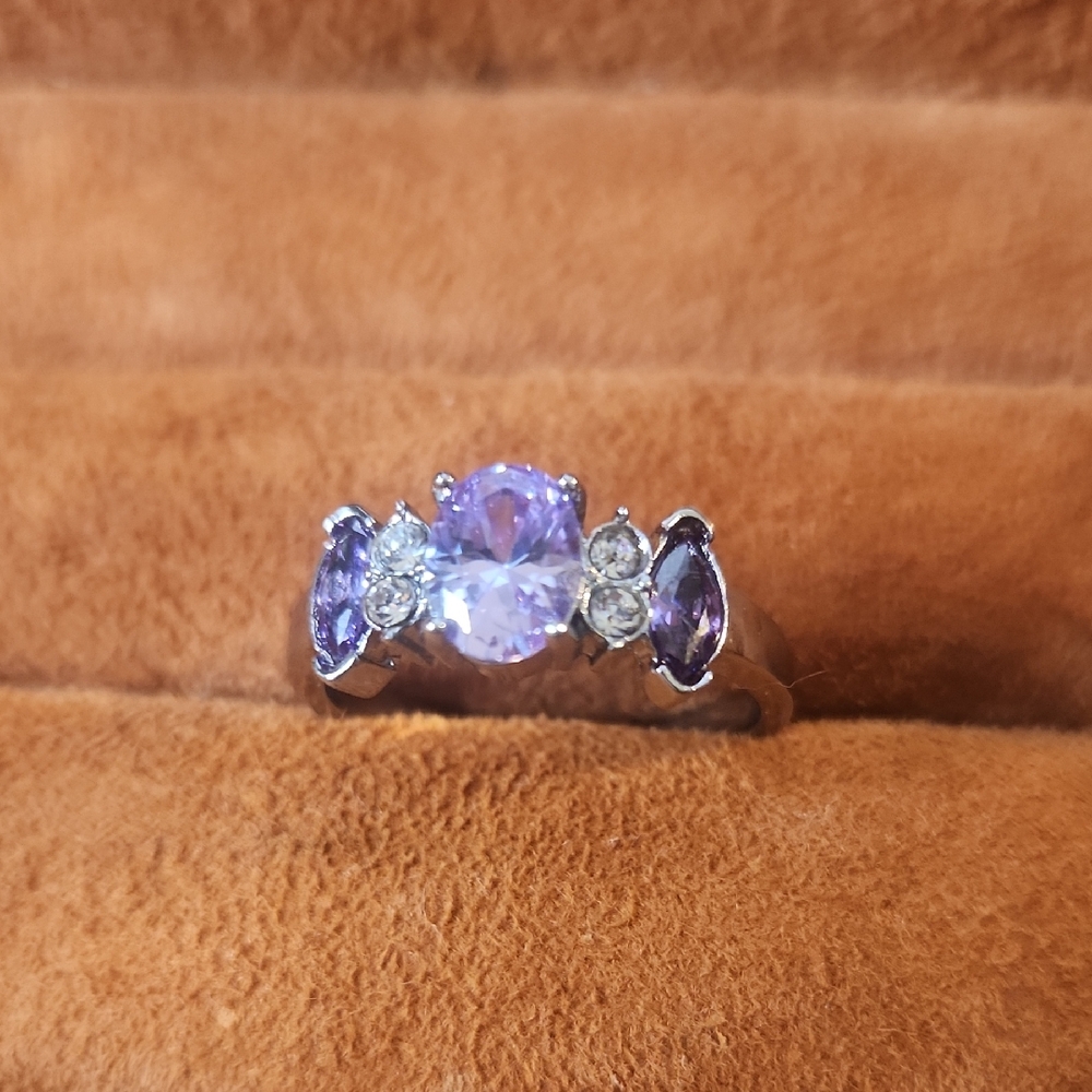 Sivertone Amathyst Gemstone Silver Ring Sz 10